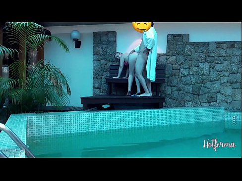 ❤️ Chefe convida criada para a piscina, mas não conseguiu resistir a um ️ Sexo superior em pt.pornobot.ru ☑